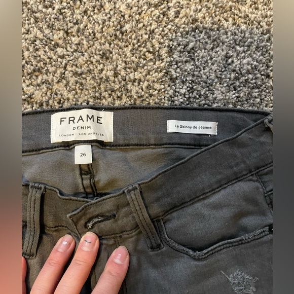 FRAME Denim Le Skinny De Jeanne Distressed Destroyed Grey Shred Jeans26 - Picture 4 of 7